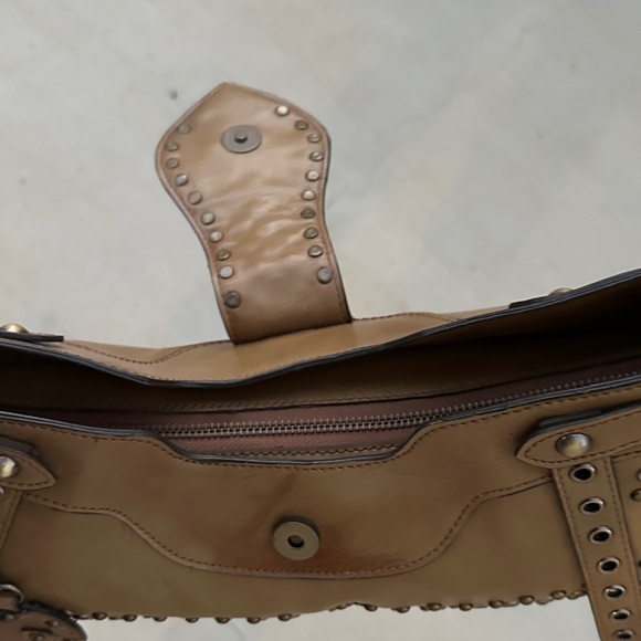 Vintage Guess Studded Brown Leather Shoulder Bag preowned - Picture 12 of 16